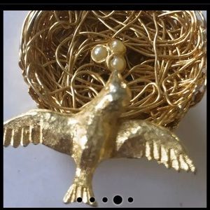 COPY - Jeanne Brooch Vintage